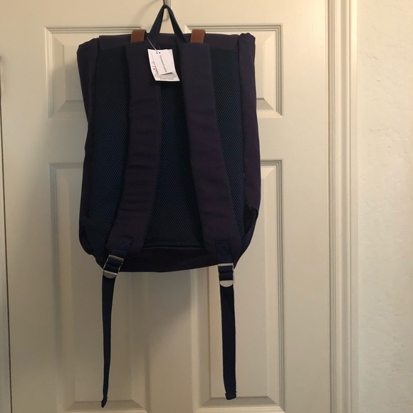 Walt Disney World Vintage-Inspired 1971 Backpack - Picture 6 of 6